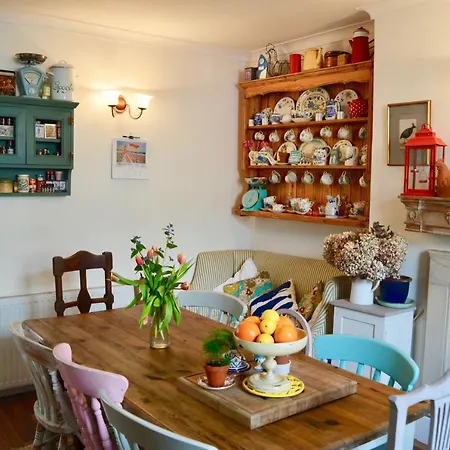 Georgian 2 Bedroom In Clifton * بريستول