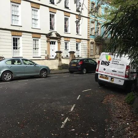 Georgian 2 Bedroom In Clifton شقة بريستول