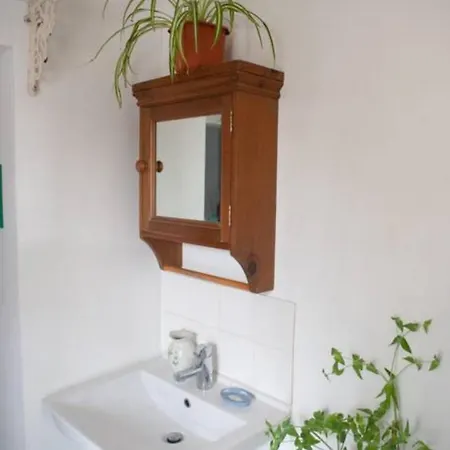 Georgian 2 Bedroom In Clifton